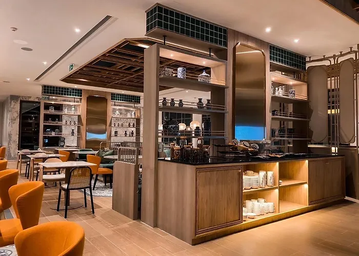 The Quarter Chaophraya By Uhg - Riverfront Hotel, Walk To Iconsiam Отель