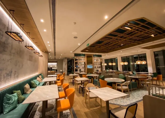 The Quarter Chaophraya By Uhg - Riverfront Hotel, Walk To Iconsiam Отель