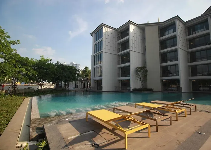 The Quarter Chaophraya By Uhg - Riverfront Hotel, Walk To Iconsiam Отель 4*