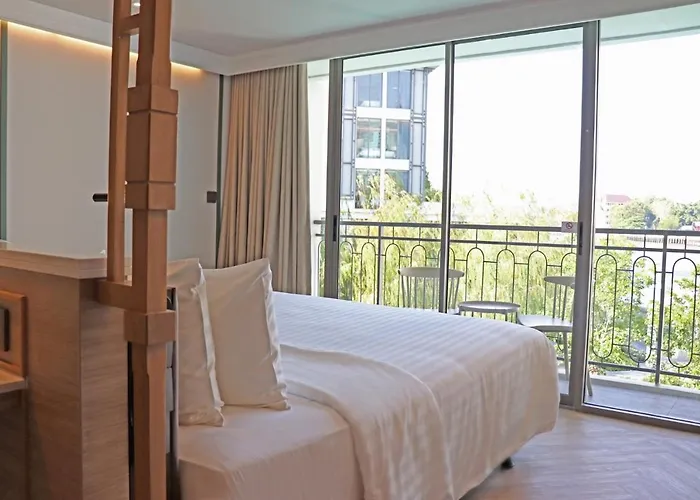 The Quarter Chaophraya By Uhg - Riverfront Hotel, Walk To Iconsiam 4* Бангкок