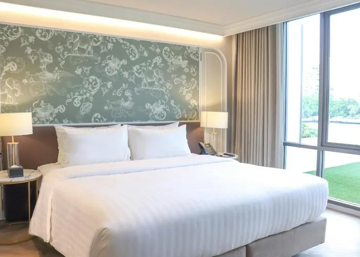 The Quarter Chaophraya By Uhg - Riverfront Hotel, Walk To Iconsiam