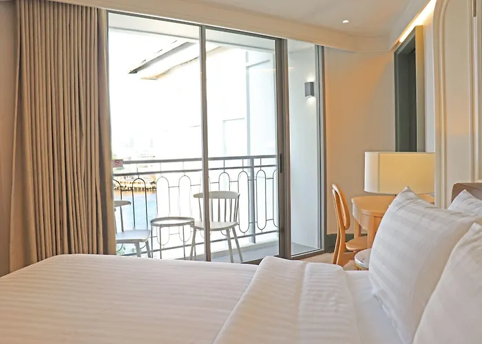 The Quarter Chaophraya By Uhg - Riverfront Hotel, Walk To Iconsiam 4* Бангкок