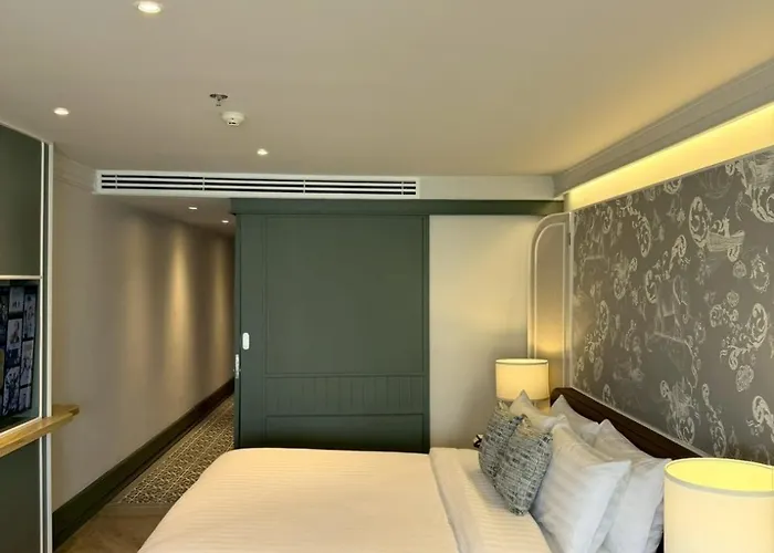 The Quarter Chaophraya By Uhg - Riverfront Hotel, Walk To Iconsiam 4*