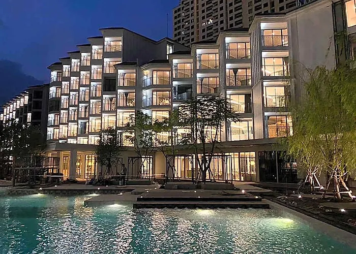 The Quarter Chaophraya By Uhg - Riverfront Hotel, Walk To Iconsiam Отель Бангкок