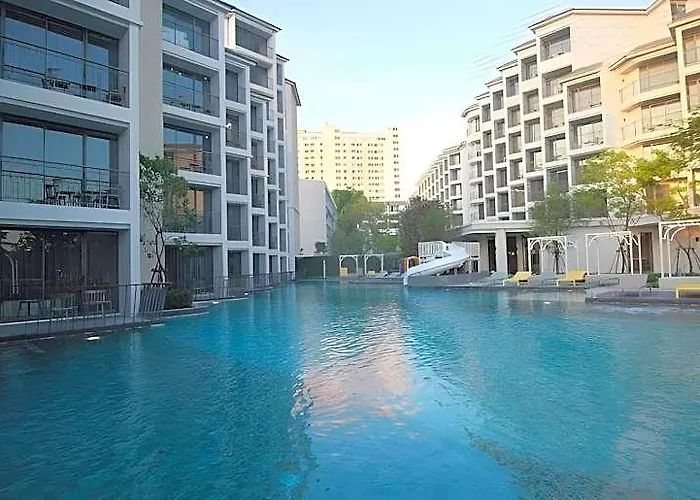The Quarter Chaophraya By Uhg - Riverfront Hotel, Walk To Iconsiam Hotel 4*