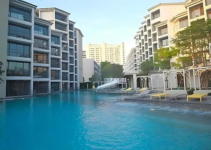 The Quarter Chaophraya By Uhg - Riverfront Hotel, Walk To Iconsiam Hotel