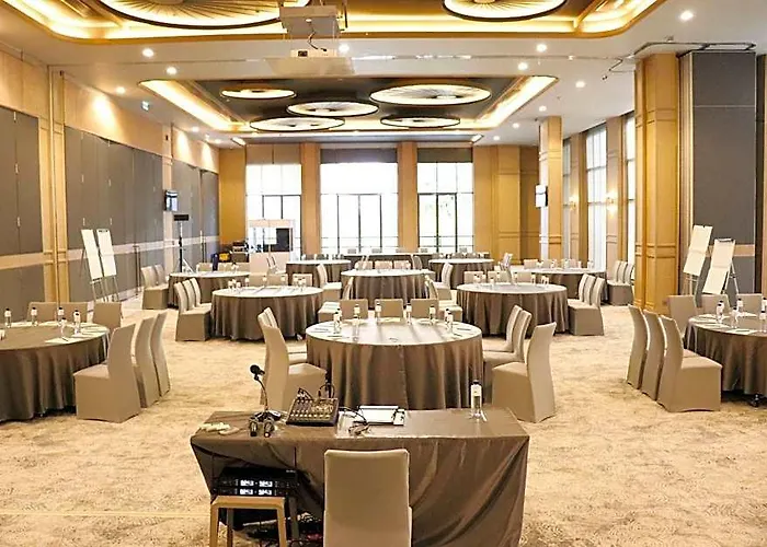 The Quarter Chaophraya By Uhg - Riverfront Hotel, Walk To Iconsiam Hotel Bangkok