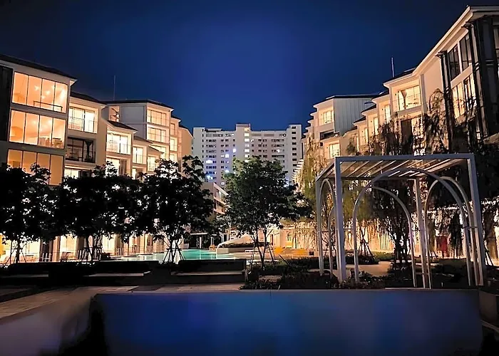 The Quarter Chaophraya By Uhg - Riverfront Hotel, Walk To Iconsiam 4* Бангкок