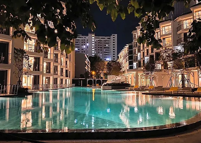 The Quarter Chaophraya By Uhg - Riverfront Hotel, Walk To Iconsiam